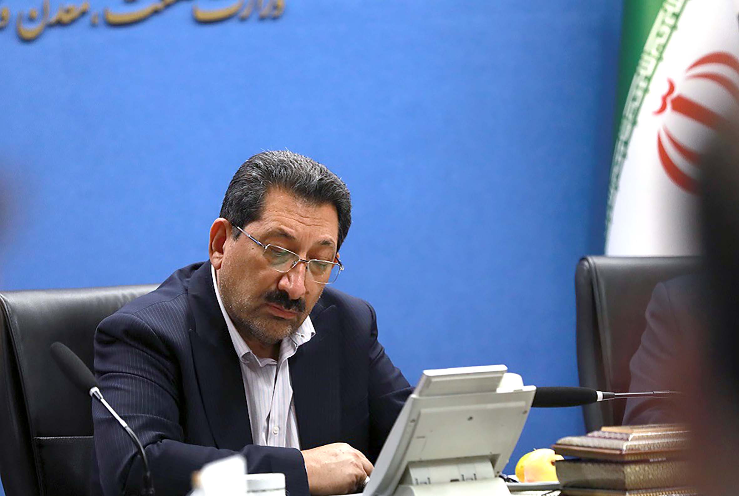 پیام وزیر صنعت، معدن و تجارت به مناسبت دهه فجر انقلاب اسلامی